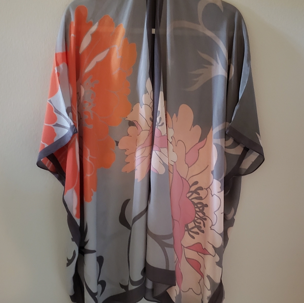 Cocoon womens silk caftan kimono wrap os fits most